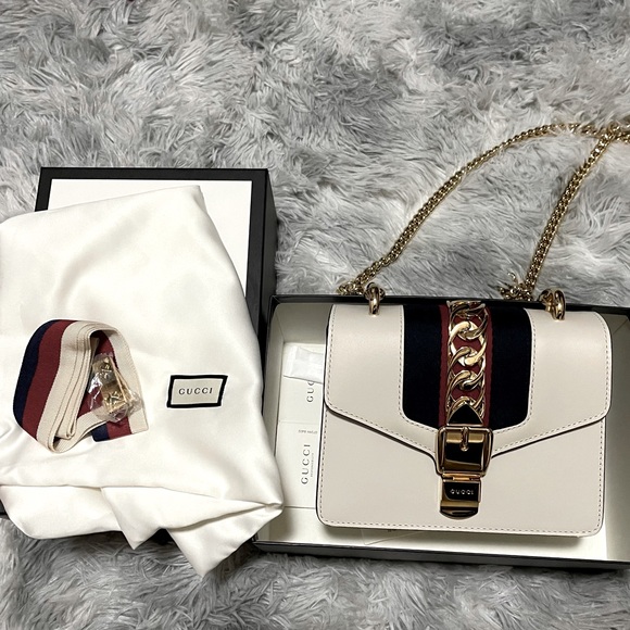 Gucci Sylvie Leather Mini Chain Bag - Picture 9 of 15